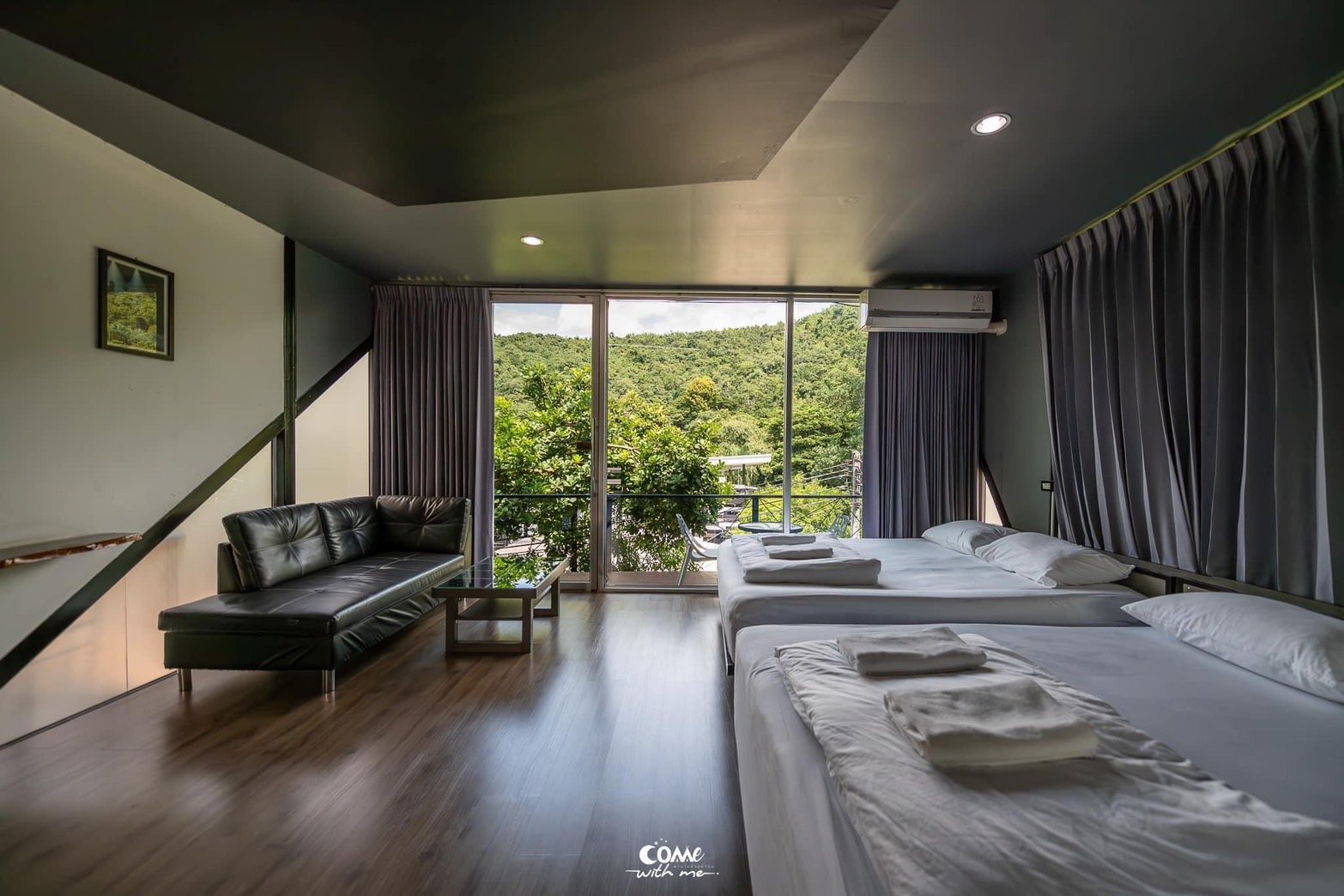 Jamjan Room 9
