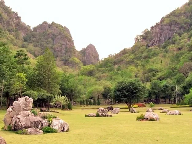 Khao Nang Phanthurat Forest Park